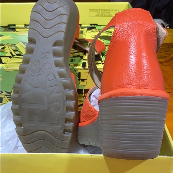 Fly London wedge sandals Poppy color - Picture 2 of 3